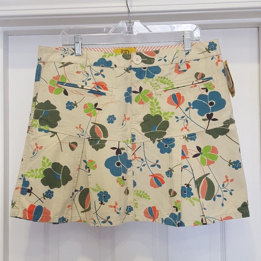 HANG TEN Floral Print skater Pleated Skirt